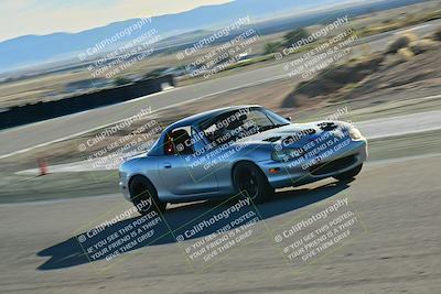 media/Dec-13-2025-Extreme Speed (Sat) [[d129ecb0b9]]/Beginner/Session 3 (Turn 5)/